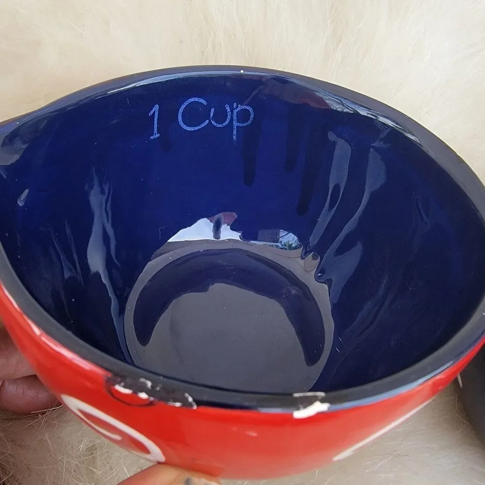set of 3 Boston Warehouse red white & blue nesting bowl measuring cups
